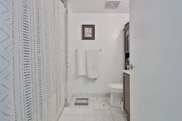 Additional property image - 8 Scollard St Unit Ph 201