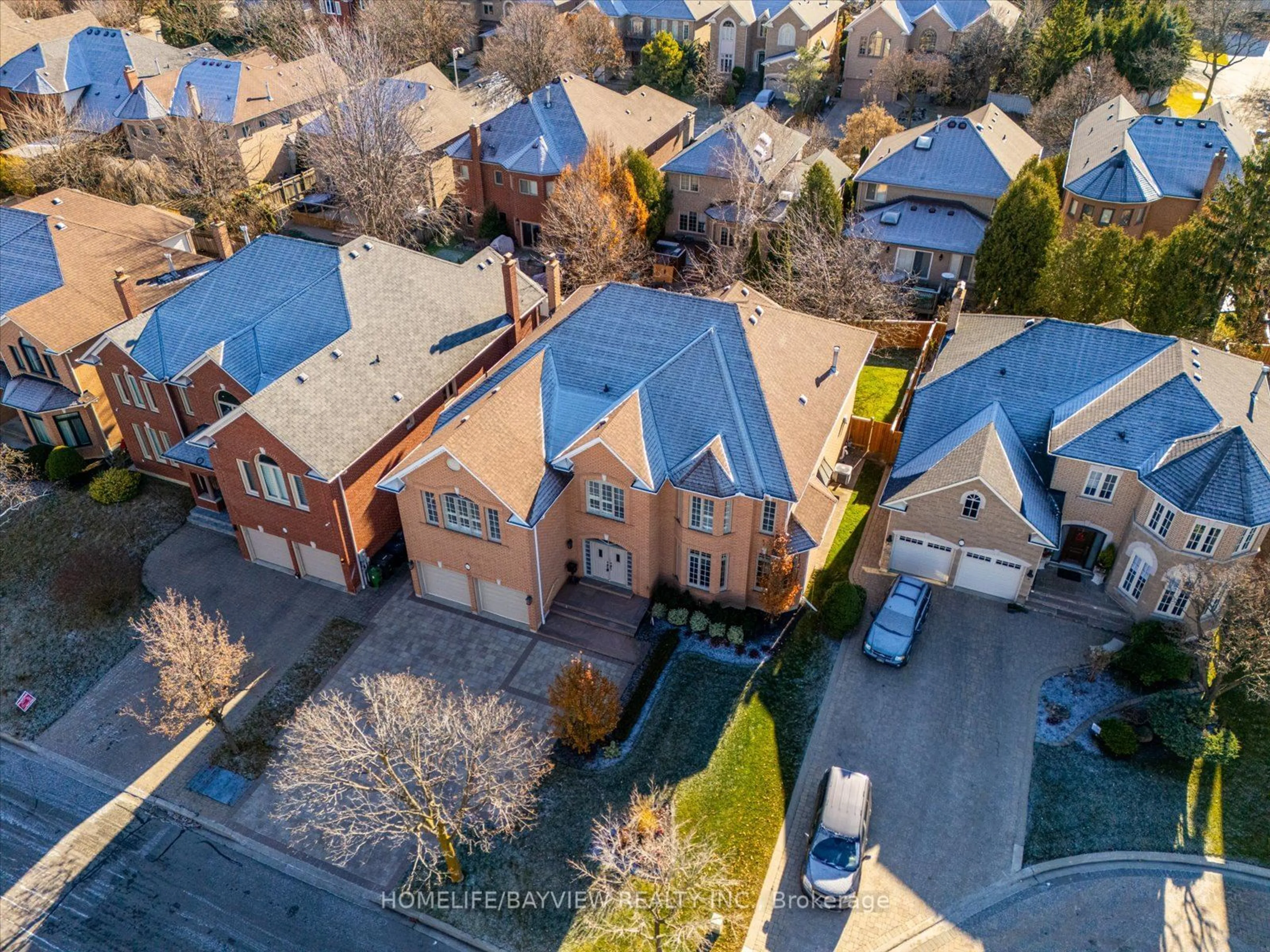 Frontside or backside of a home, the street view for 15 Ambassador Pl, Toronto Ontario M3H 5Z9