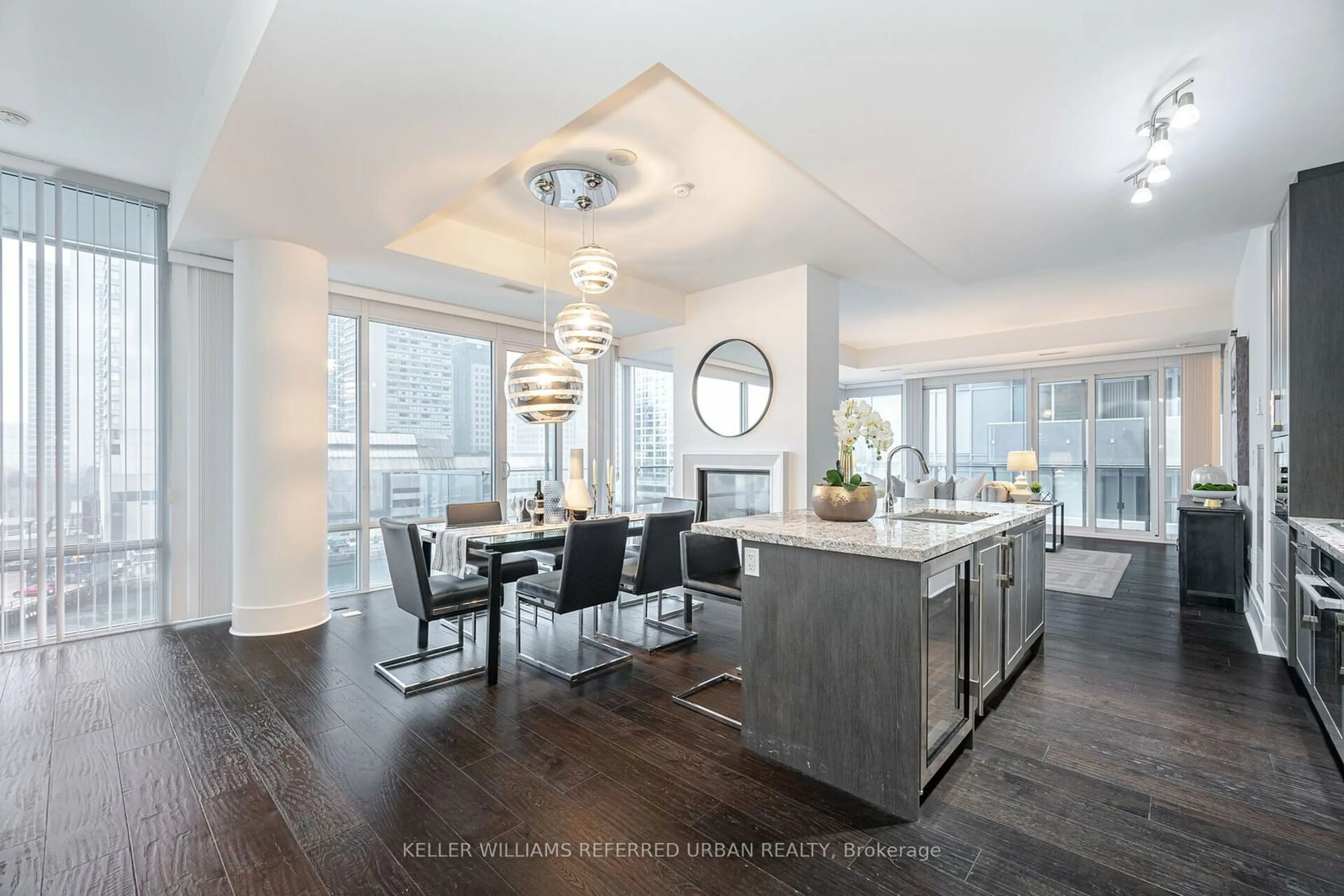 Open concept kitchen for 29 Queens Quay #603, Toronto Ontario M5E 0A4