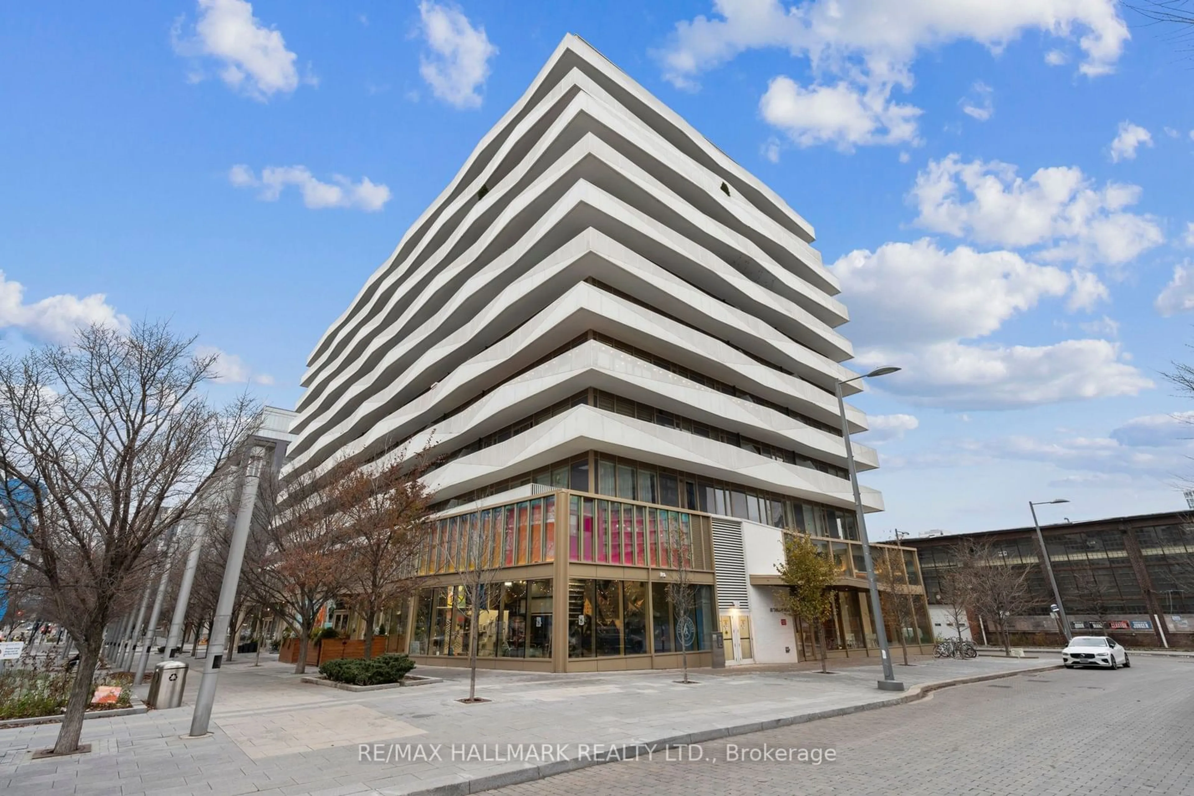 A pic from exterior of the house or condo, the front or back of building for 60 Tannery Rd #1201, Toronto Ontario M5A 0S8