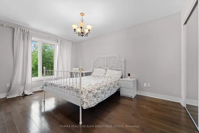 Additional property image - 3022 Bayview Ave