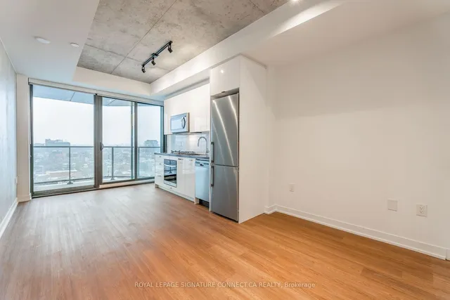 Additional property image - 195 McCaul St Unit 1415