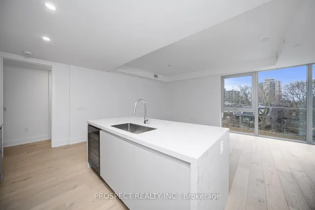 Additional property image - 346 Davenport Rd Unit 403