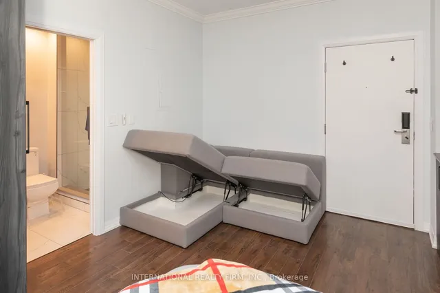 Additional property image - 1 King St Unit 617