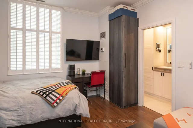 Additional property image - 1 King St Unit 617