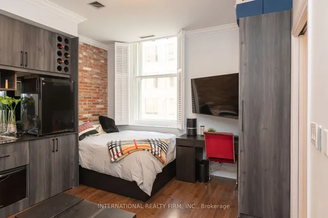 Additional property image - 1 King St Unit 617