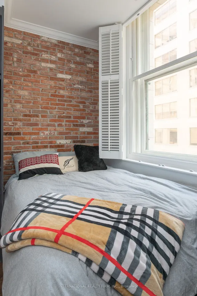 Additional property image - 1 King St Unit 617