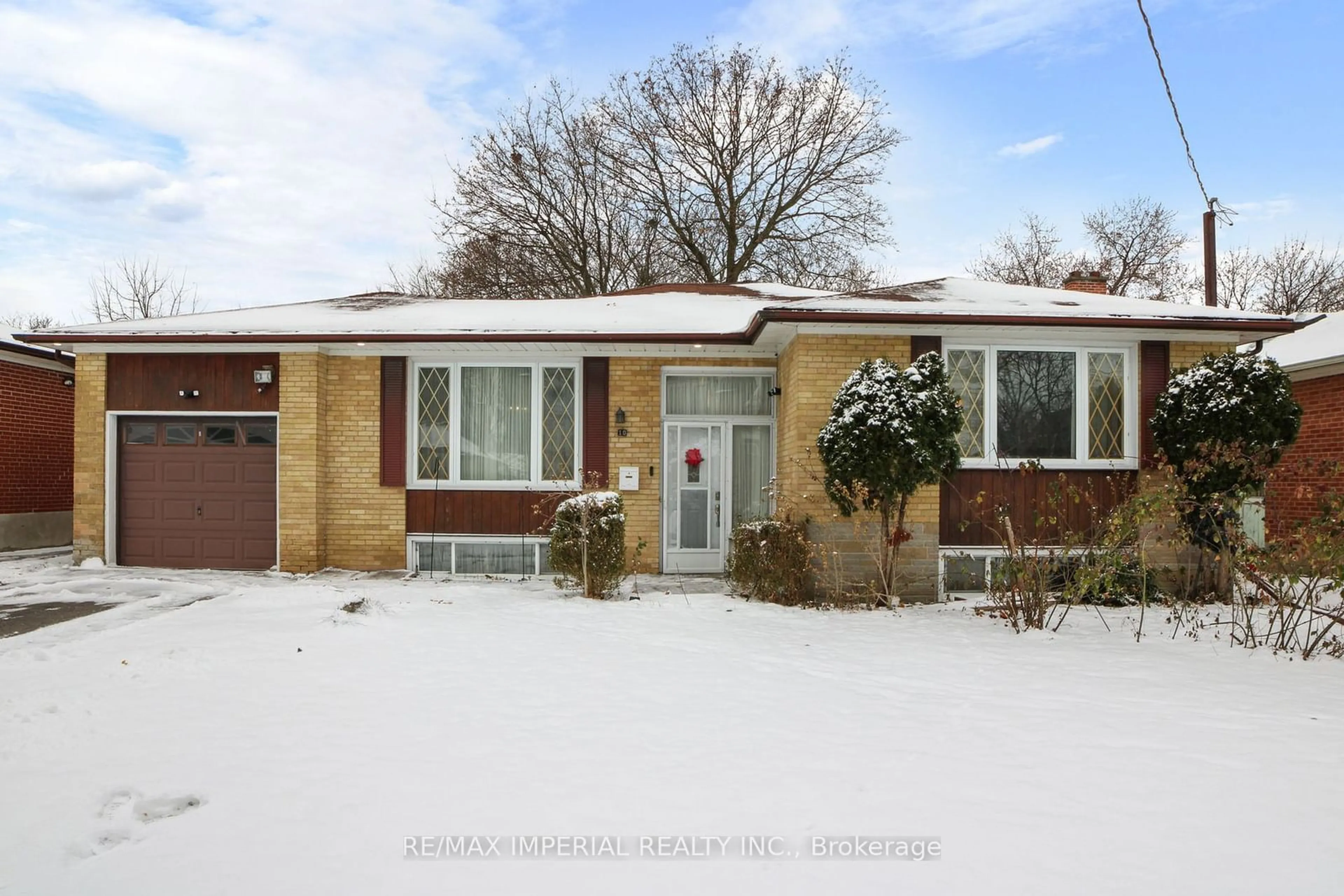 Frontside or backside of a home, the street view for 10 Burke St, Toronto Ontario M2M 1V2