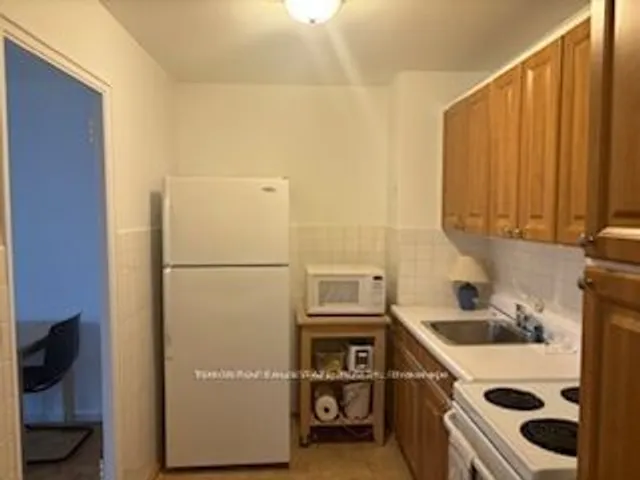 Additional property image - 580 Christie St Unit 306