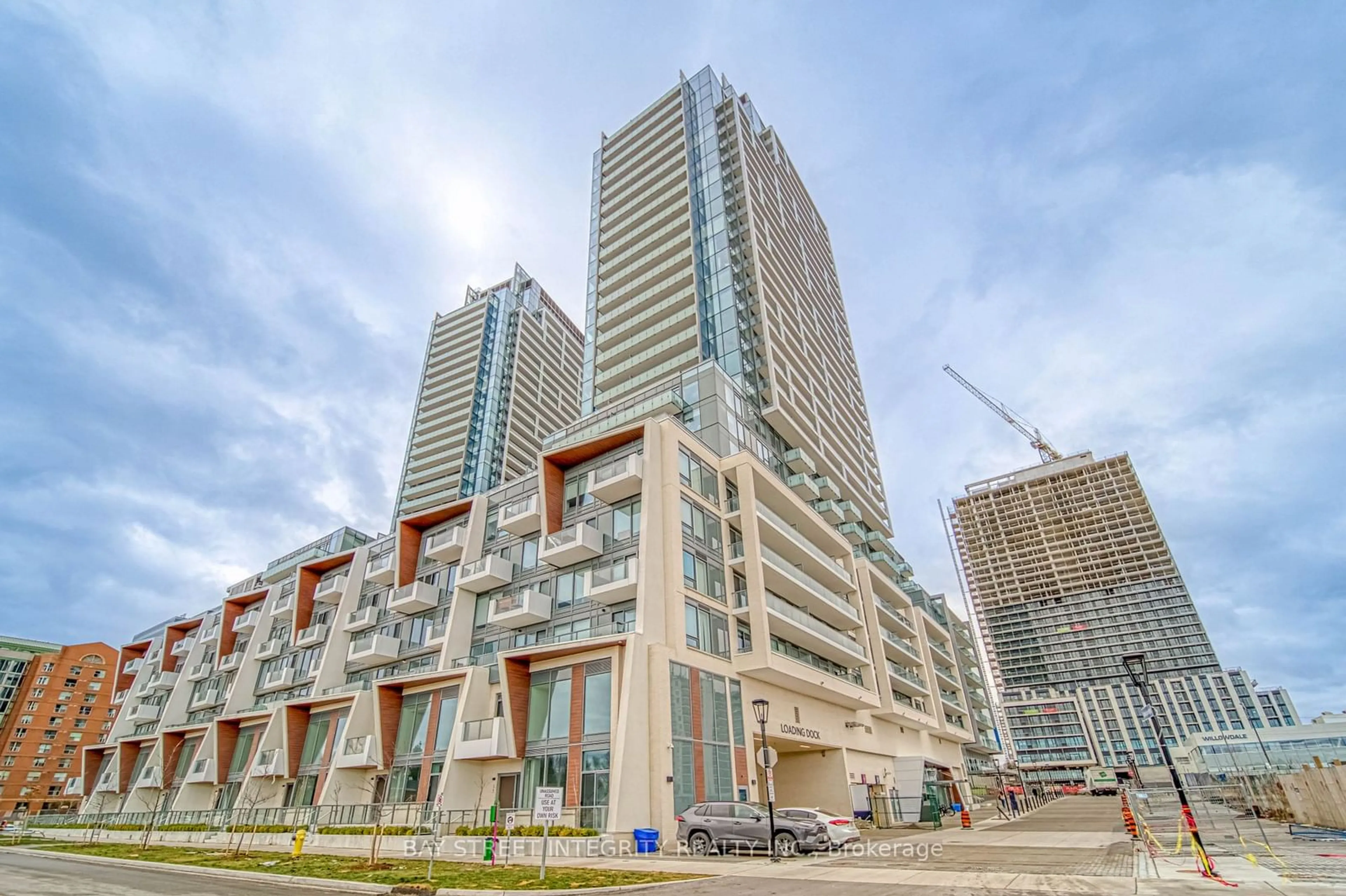 A pic from exterior of the house or condo, the street view for 7 Golden Lion Hts #1502, Toronto Ontario M2M 0C1