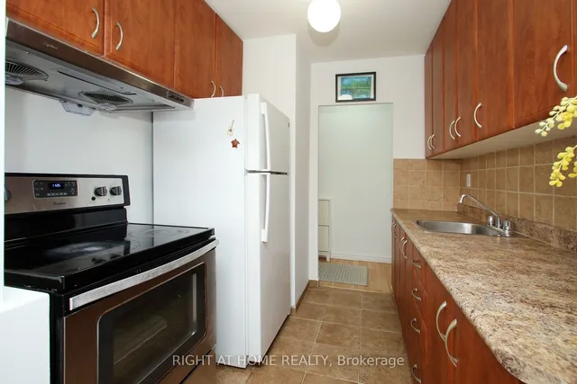 Additional property image - 59 Neptune Dr Unit 301