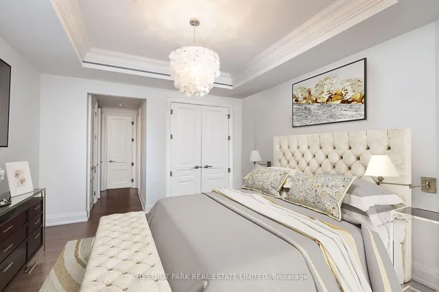 Additional property image - 112 St Clair Ave Unit 403