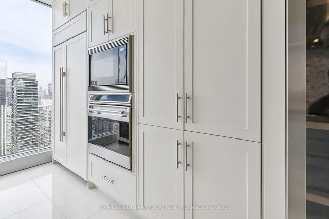 Additional property image - 183 Wellington St Unit 3802