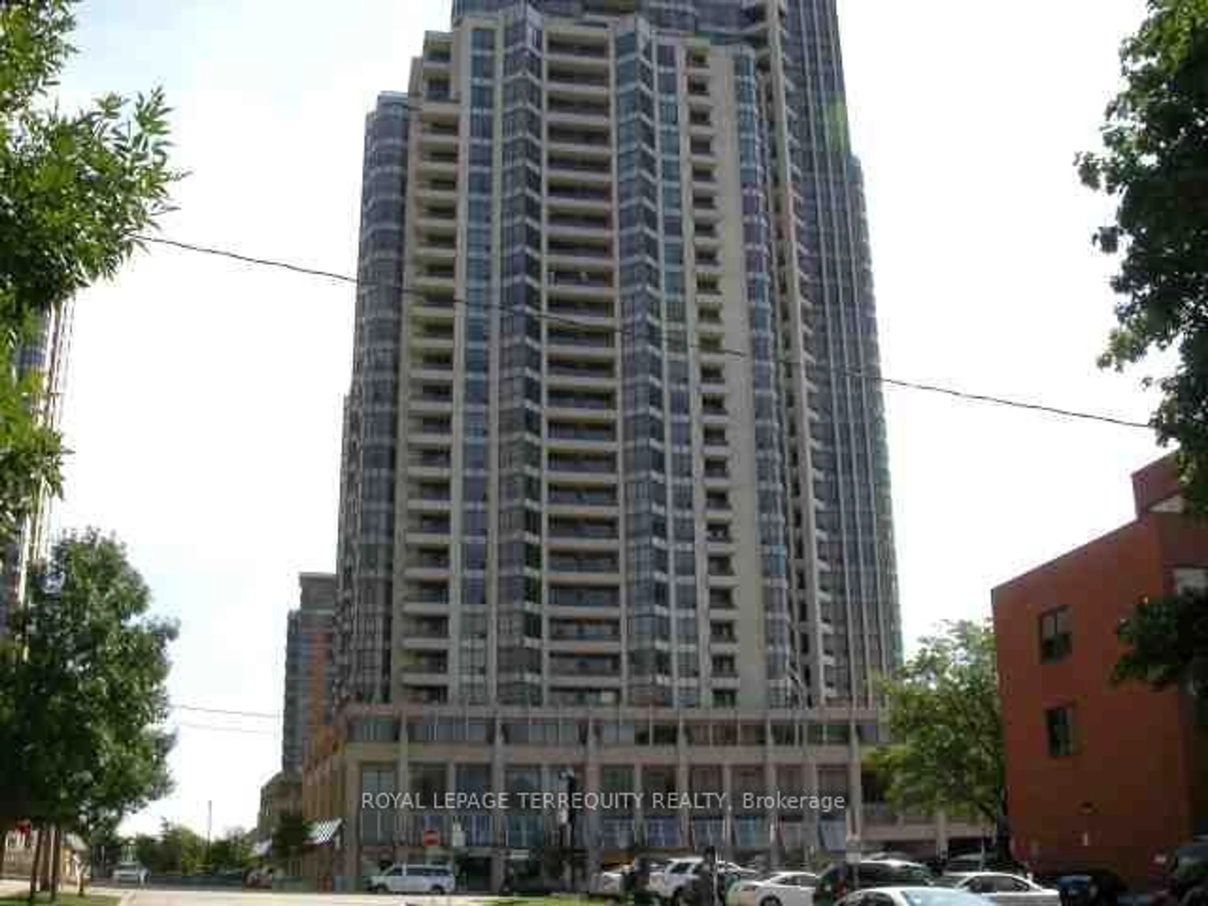 A pic from exterior of the house or condo, the front or back of building for 5 Northtown Way #706, Toronto Ontario M2N 7A1