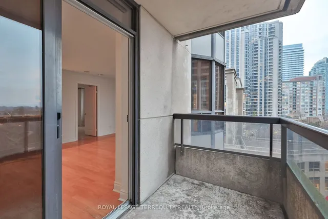 Additional property image - 5 Northtown Way Unit 706