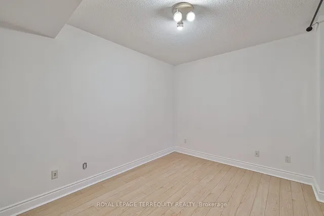 Additional property image - 5 Northtown Way Unit 706