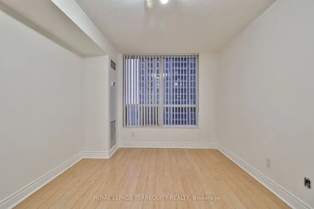 Additional property image - 5 Northtown Way Unit 706