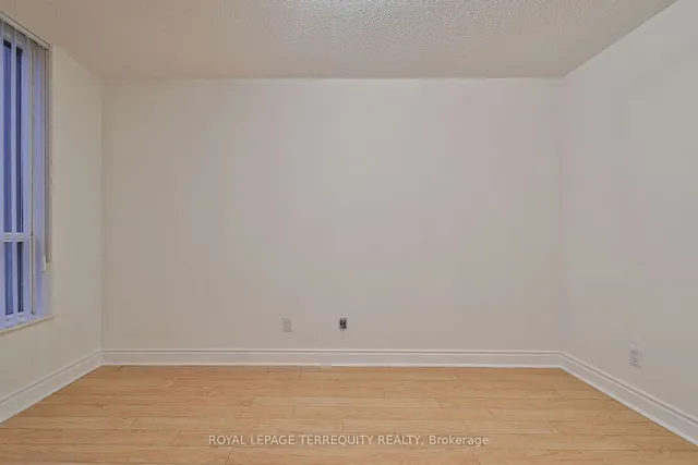Additional property image - 5 Northtown Way Unit 706