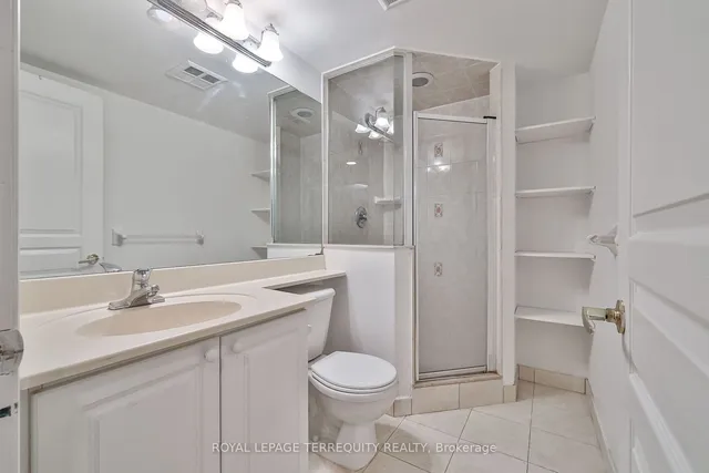 Additional property image - 5 Northtown Way Unit 706