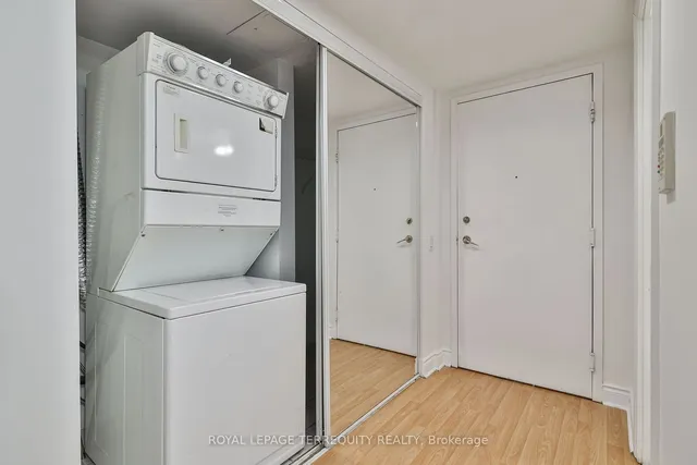 Additional property image - 5 Northtown Way Unit 706