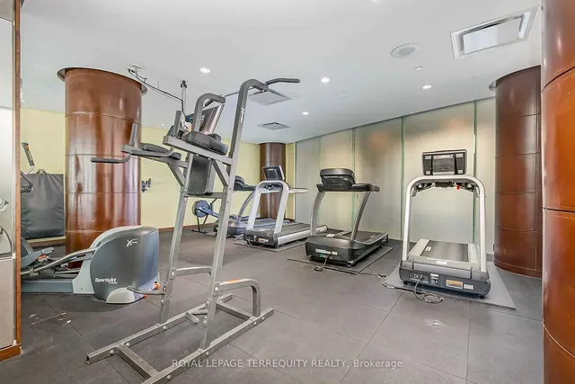 Additional property image - 5 Northtown Way Unit 706