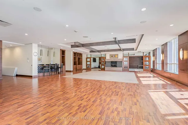 Additional property image - 5 Northtown Way Unit 706