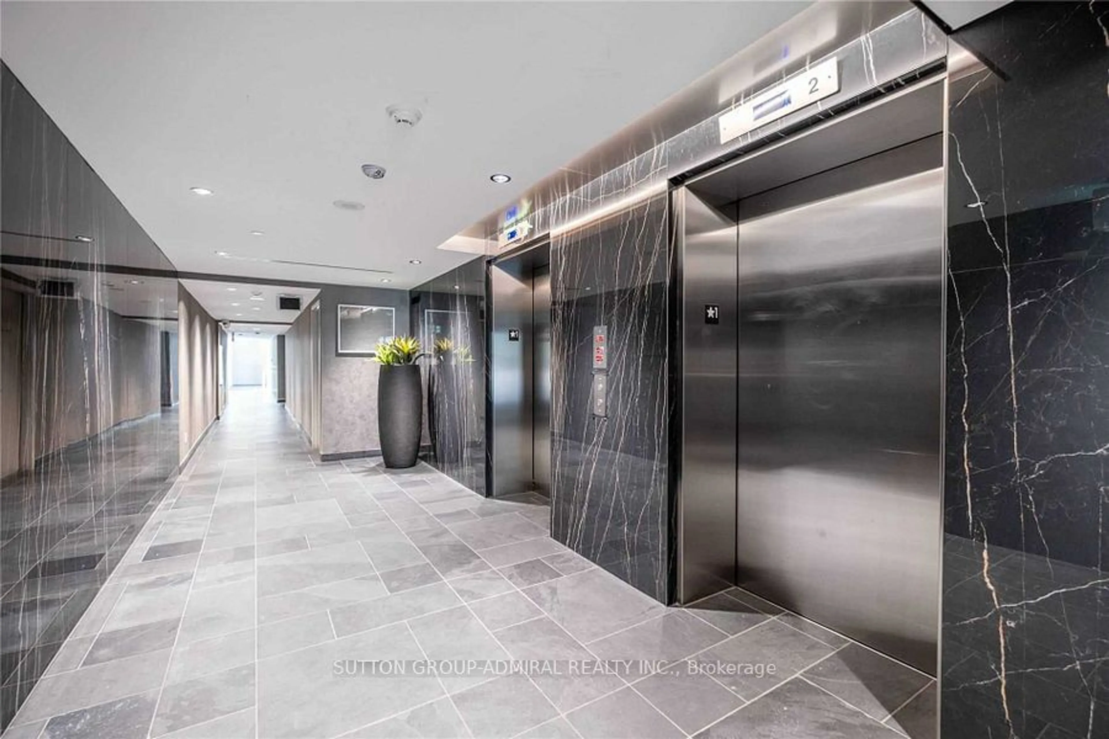 Indoor foyer, unknown floor for 95 Bathurst St #1206, Toronto Ontario M5V 0H7