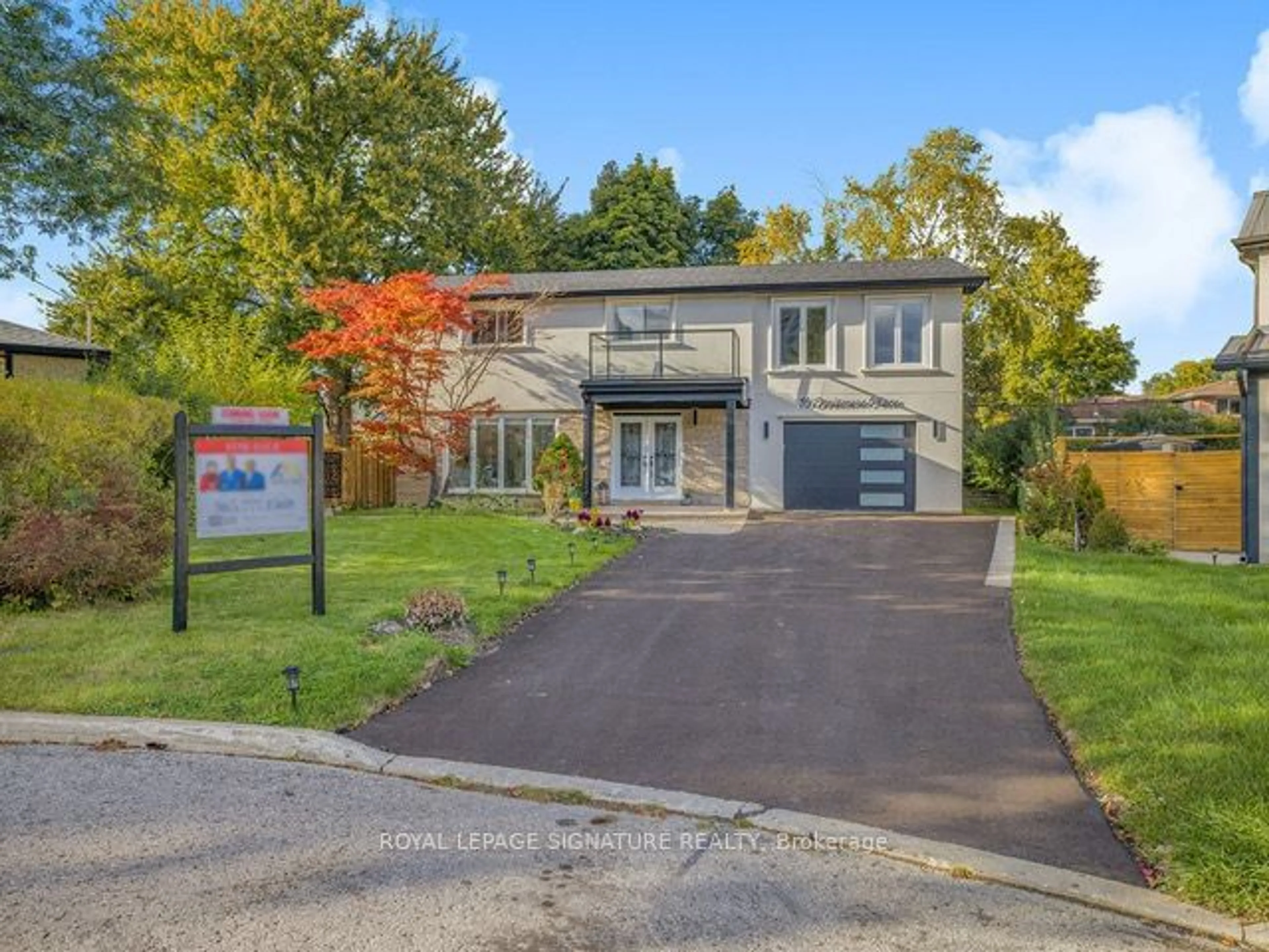 Frontside or backside of a home, the street view for 16 Ennismore Pl, Toronto Ontario M2J 2A1