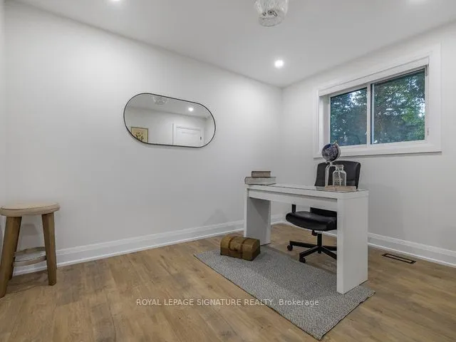 Additional property image - 16 Ennismore Pl