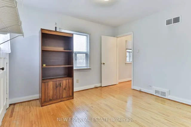 Additional property image - 27 Dell Park Ave