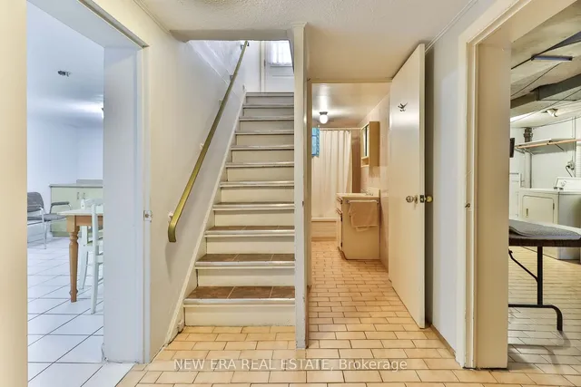 Additional property image - 27 Dell Park Ave