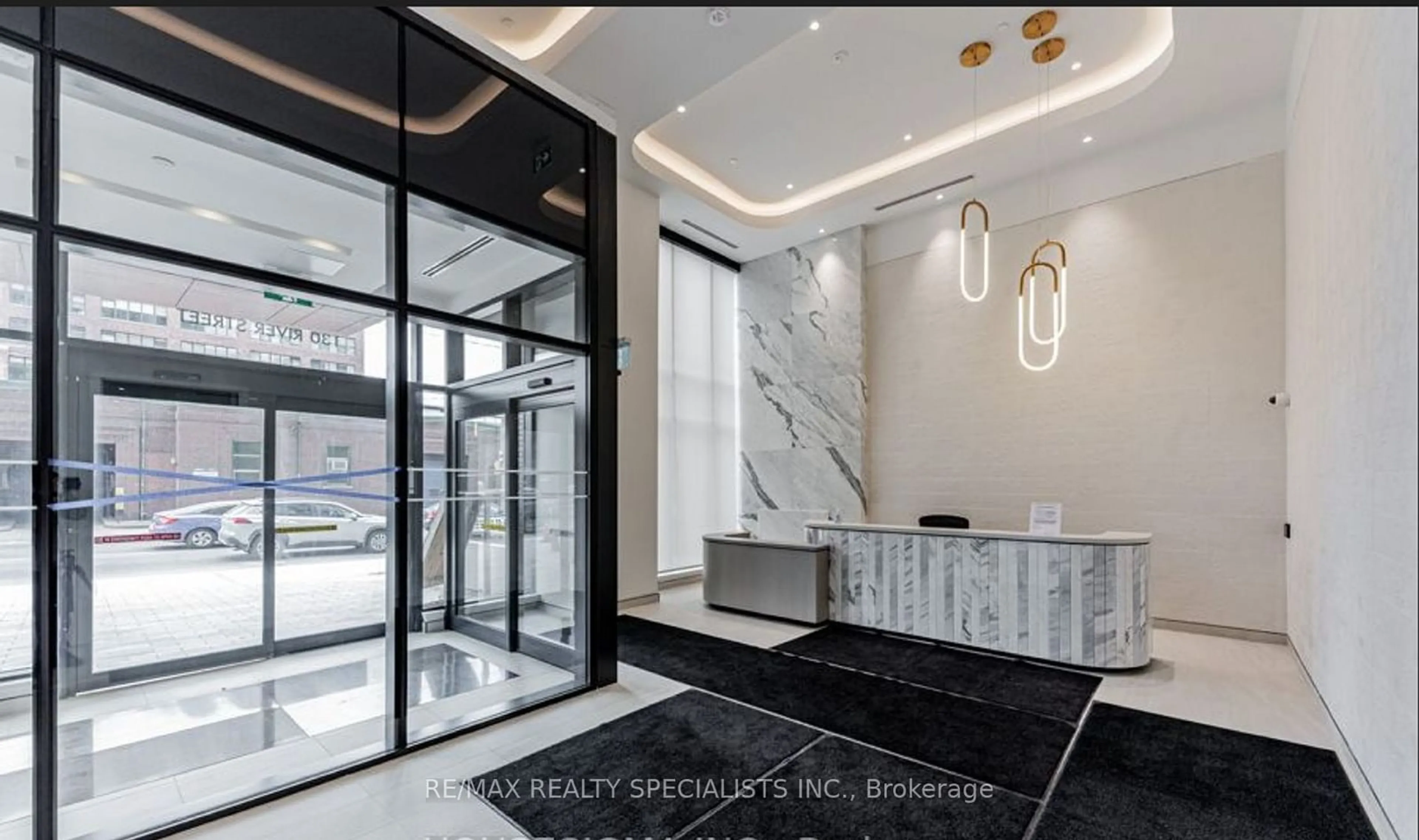 Indoor lobby, ceramic floors for 130 River St #1306, Toronto Ontario M5A 0R8