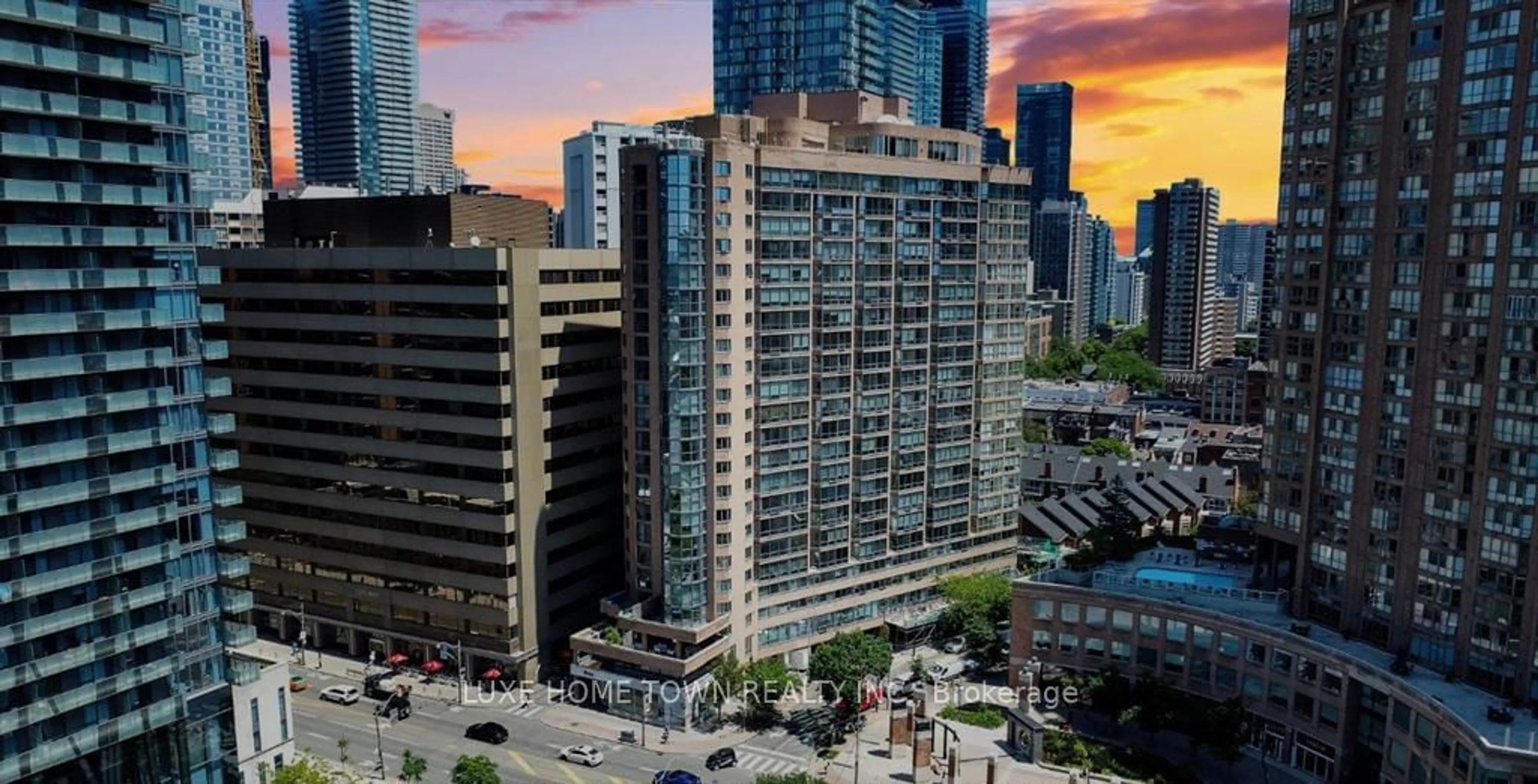 A pic from exterior of the house or condo, the view of city buildings for 1055 Bay St #308, Toronto Ontario M5S 3A3