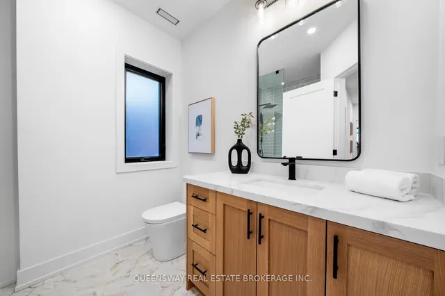 Additional property image - 442 Brock Ave
