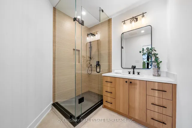 Additional property image - 442 Brock Ave