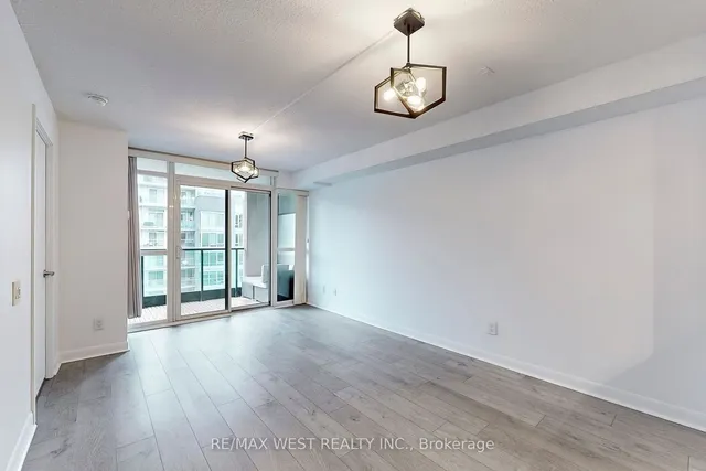 Additional property image - 525 Wilson Ave Unit 647