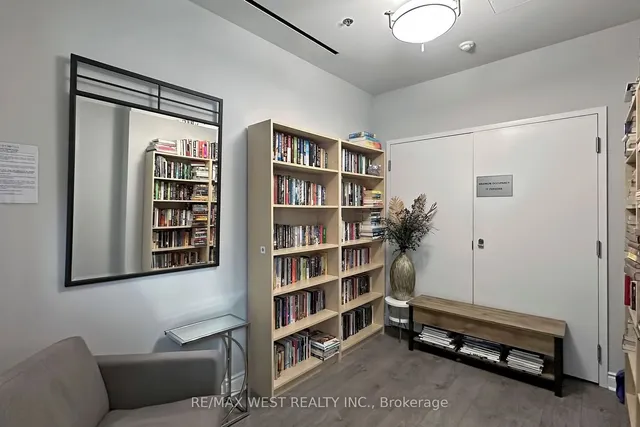 Additional property image - 525 Wilson Ave Unit 647