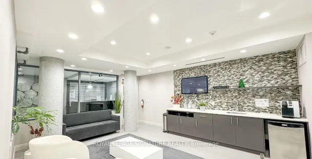 Additional property image - 17 Kenaston Gdns Unit 602