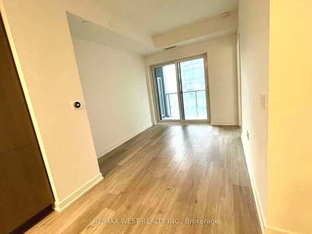 Additional property image - 1 Yorkville Ave Unit 2107