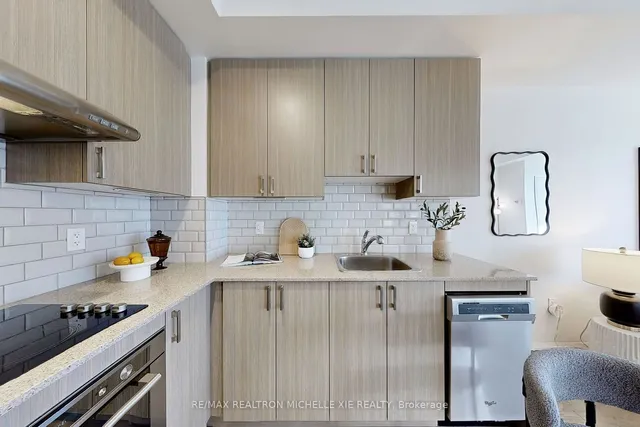 Additional property image - 50 ANN O'REILLY Rd Unit 210