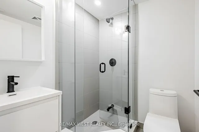 Additional property image - 2 Augusta Ave Unit 311