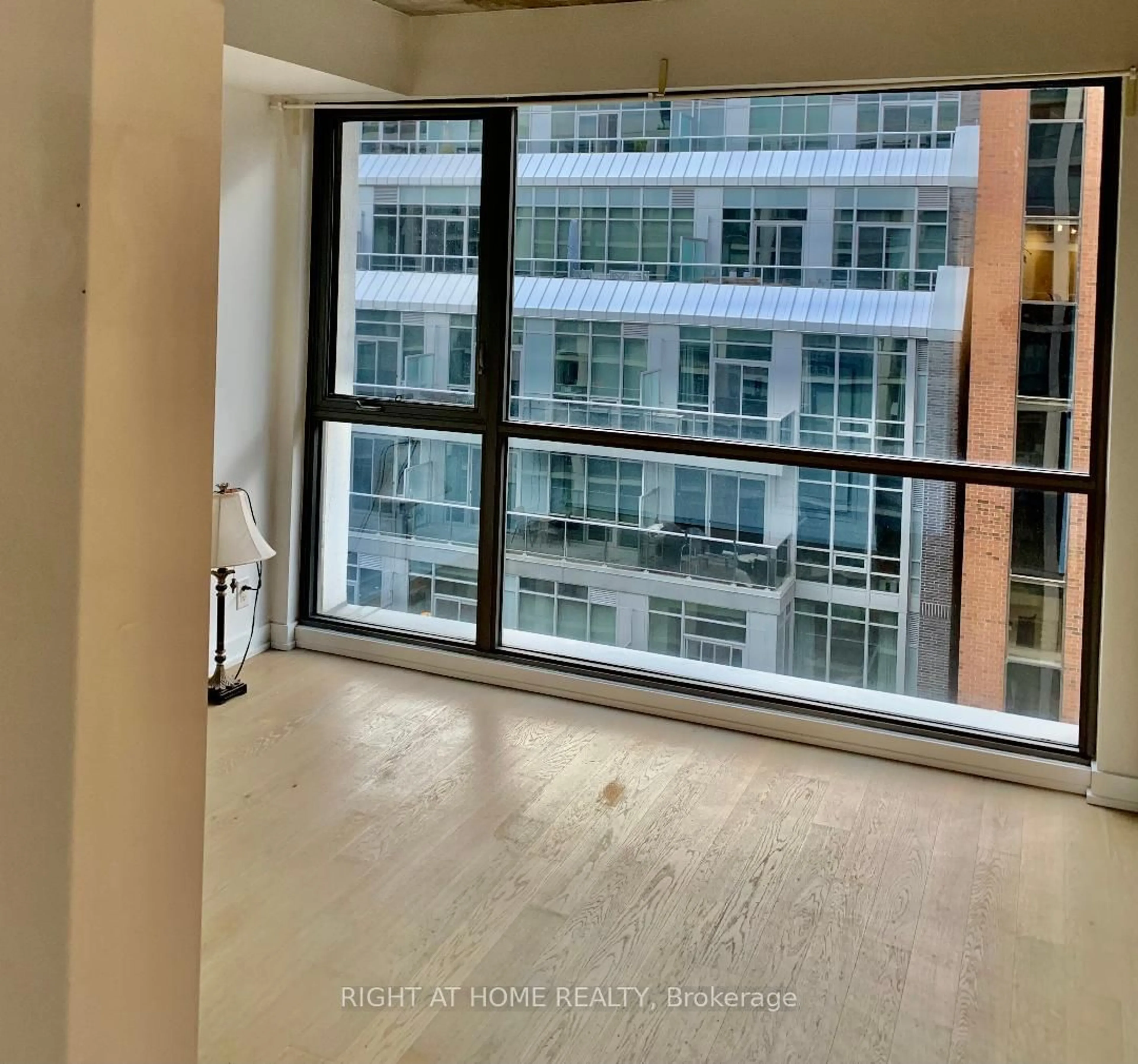 A pic of a room for 39 Brant St #919, Toronto Ontario M5V 2L9