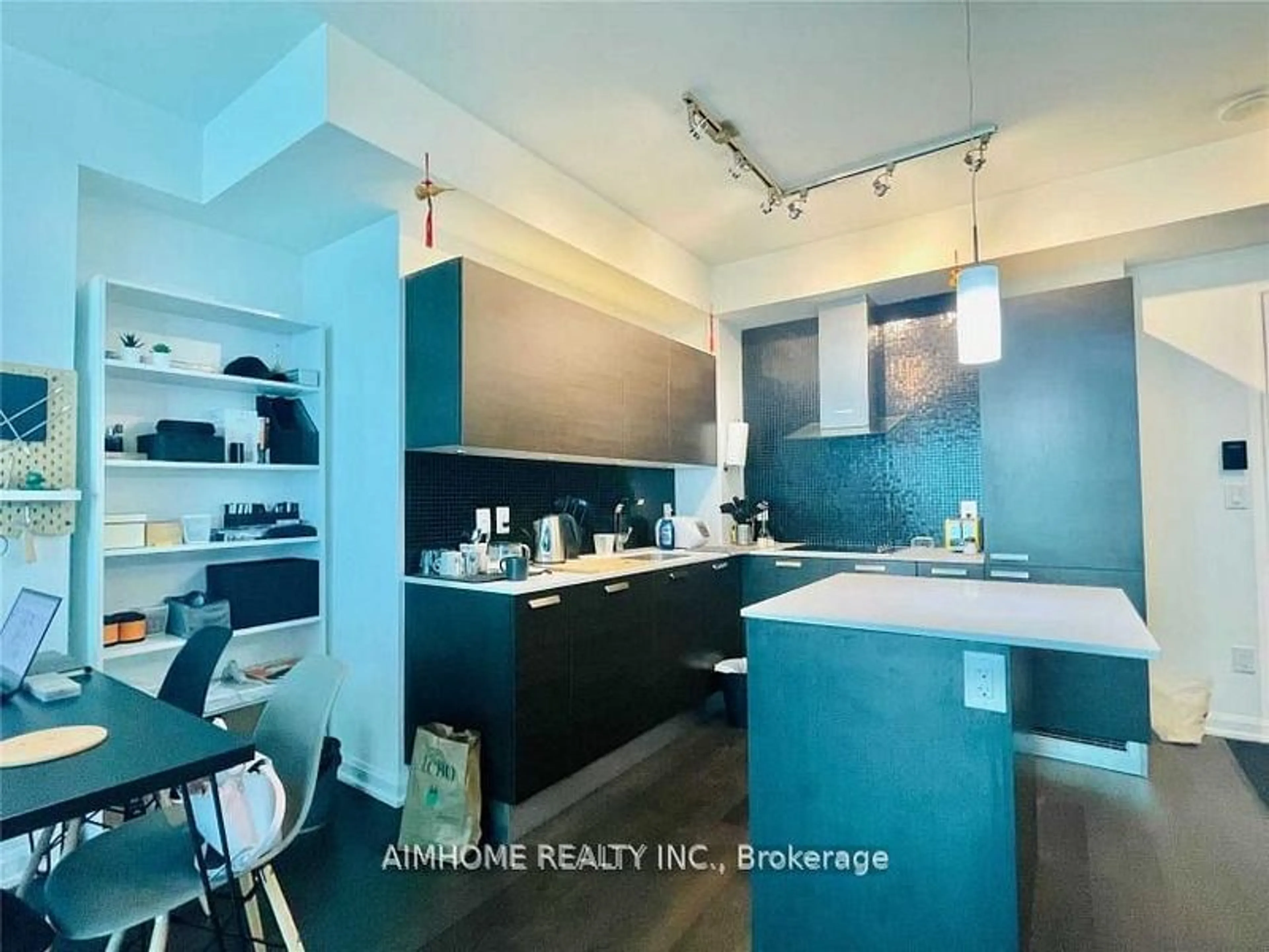 Contemporary kitchen, ceramic floors for 11 Bogert Ave #3209, Toronto Ontario M2N 1K4