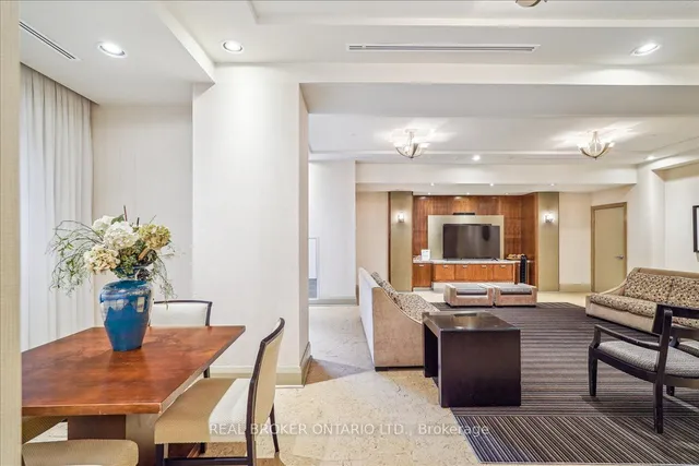 Additional property image - 319 Merton St Unit 616