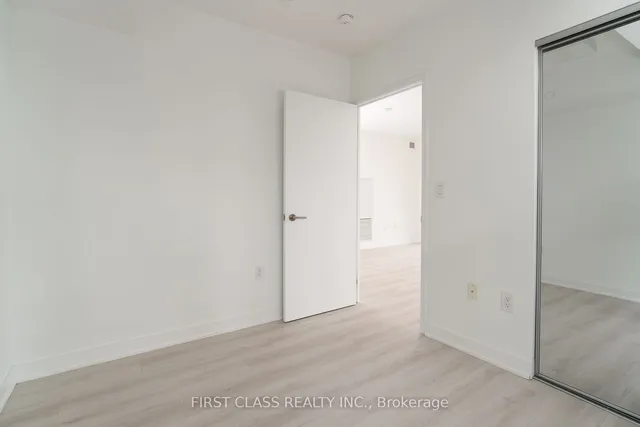 Additional property image - 11 Wellesley St Unit 1402