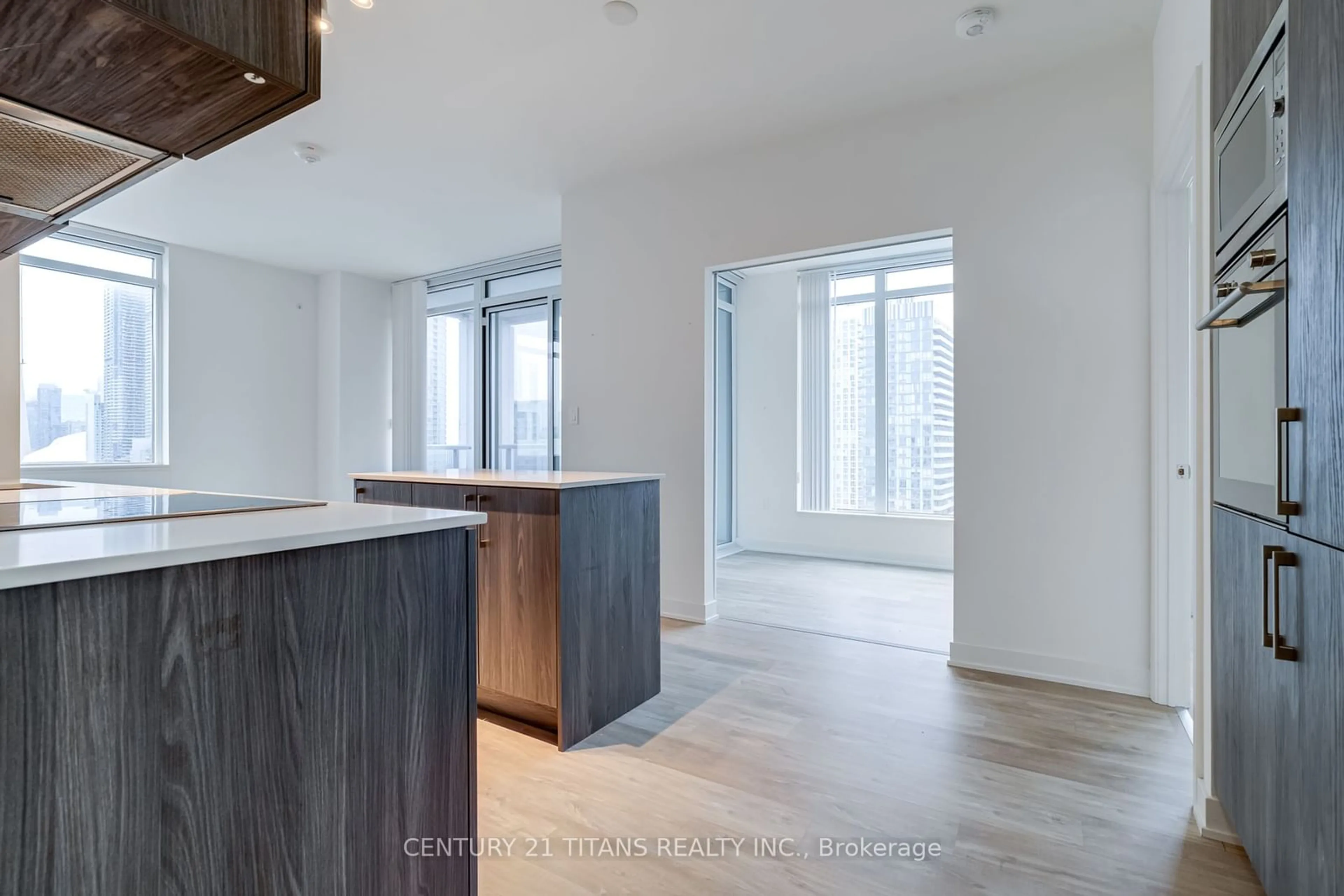 Open concept kitchen, unknown for 27 Bathurst St #1702, Toronto Ontario M5V 2P1