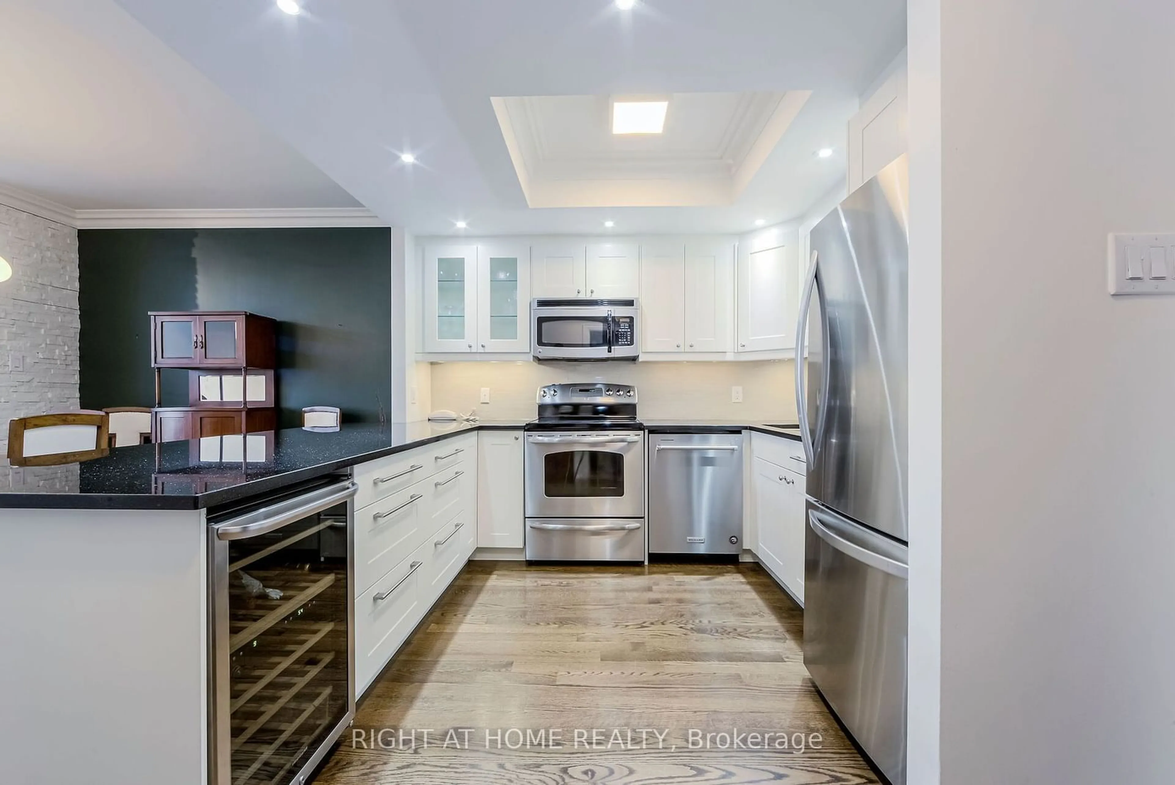 Contemporary kitchen, ceramic/tile floor for 20 Glebe Rd #Ph16, Toronto Ontario M5P 1C9