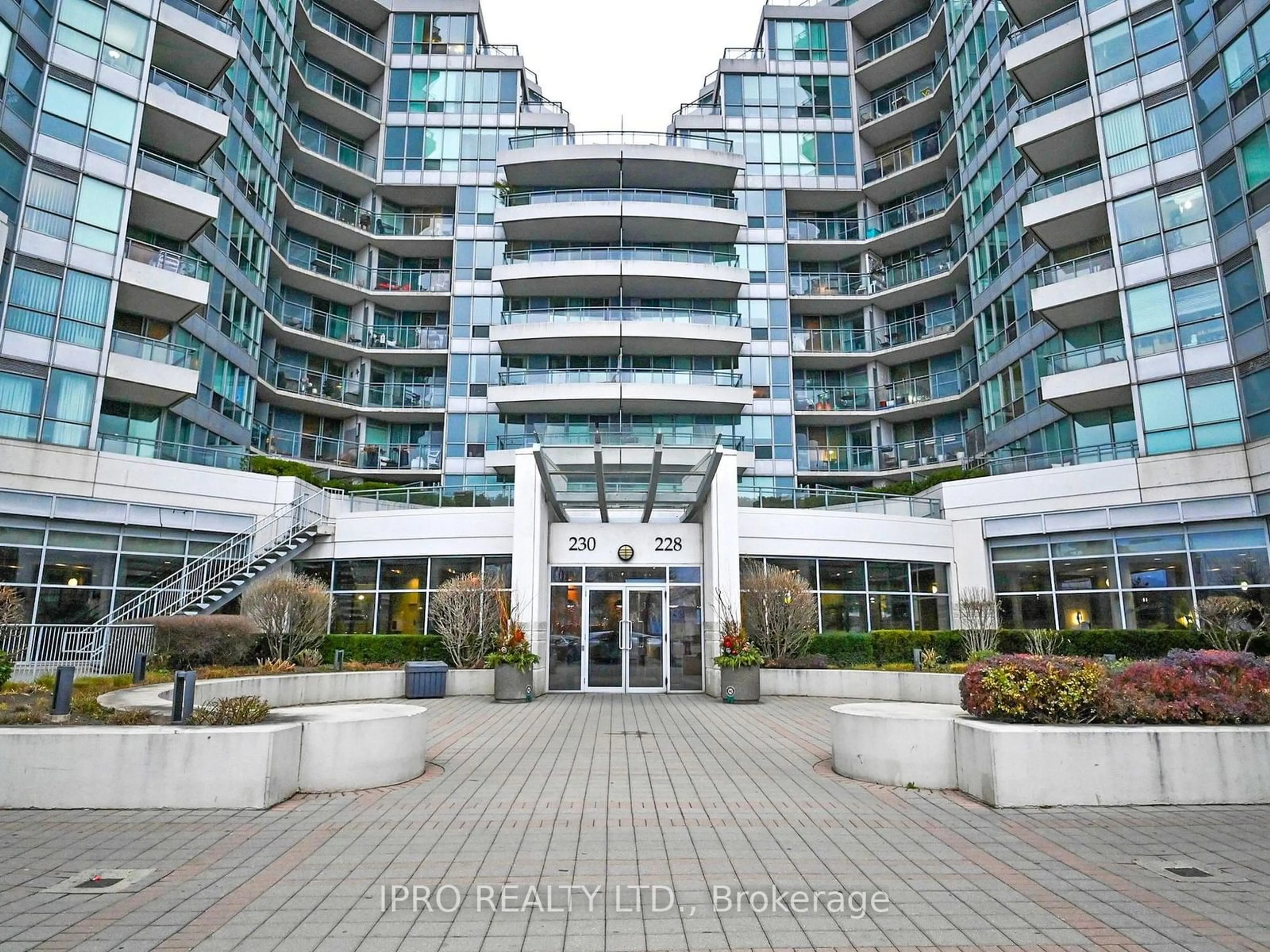 Indoor foyer for 228 Queens Quay #SPH2701, Toronto Ontario M5J 2X1