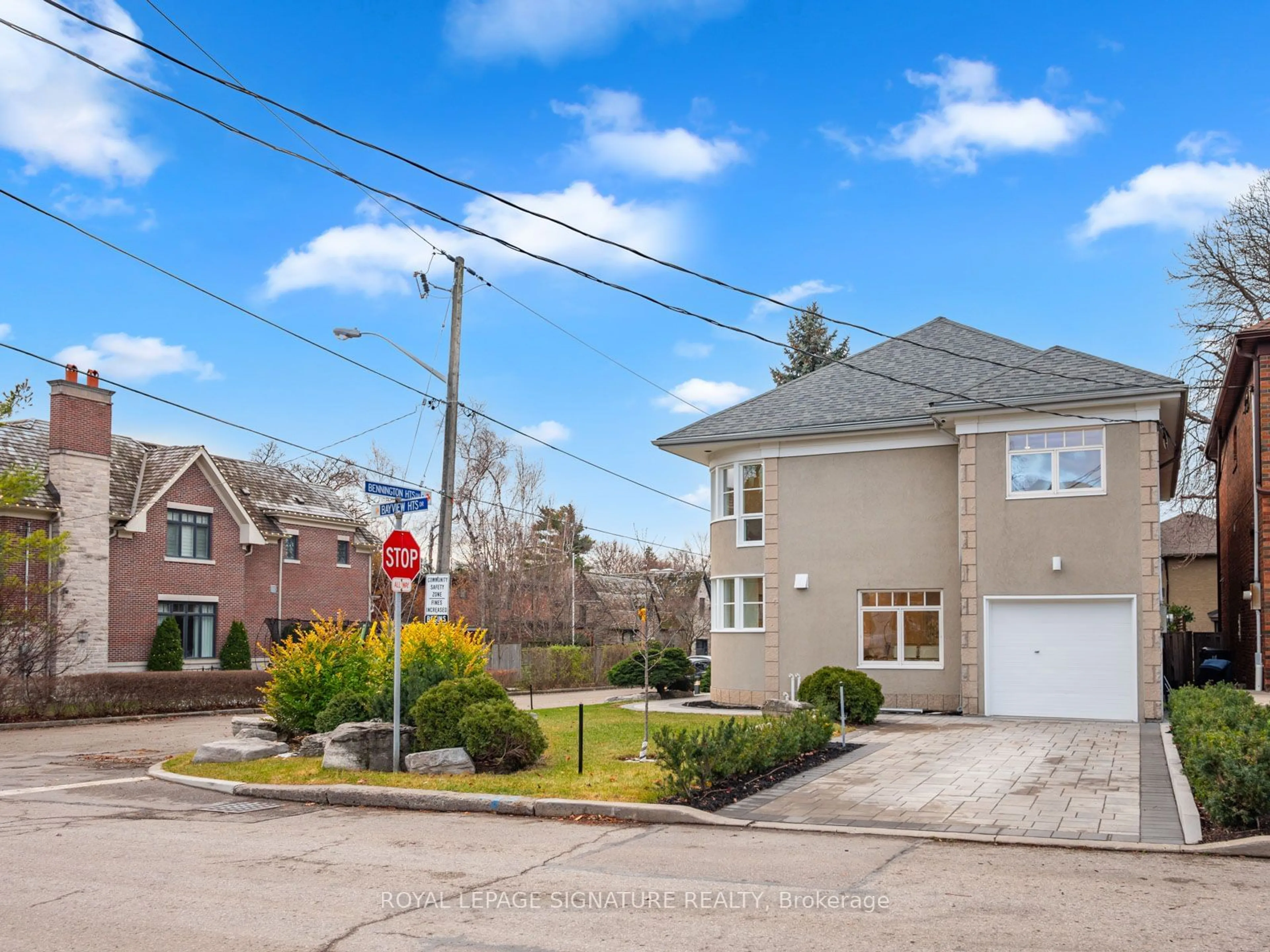 A pic from outside/outdoor area/front of a property/back of a property/a pic from drone, street for 61 Bennington Heights Dr, Toronto Ontario M4G 1A8