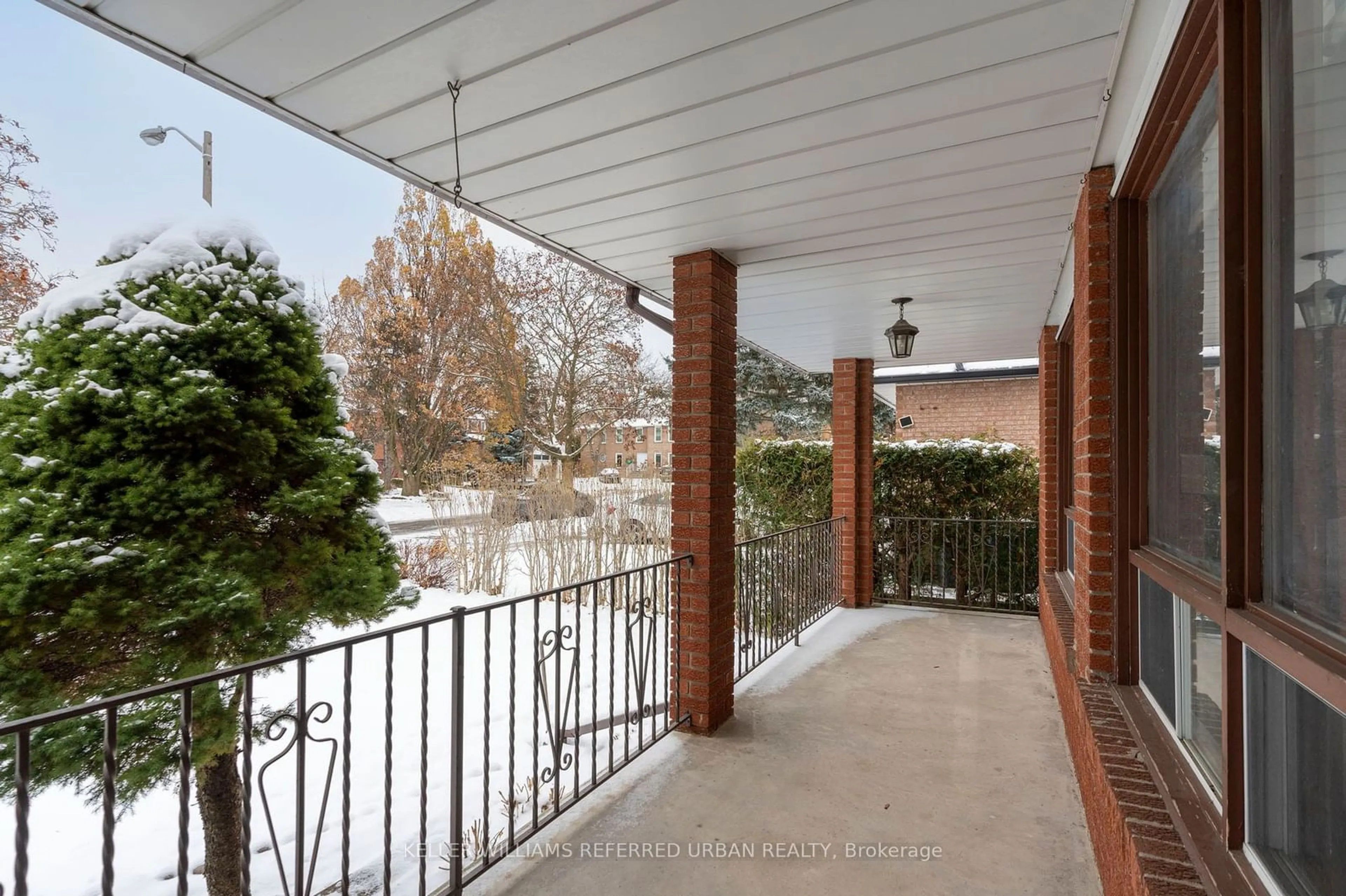 Patio, street for 7 Tigerlily Crt, Toronto Ontario M2M 4E3